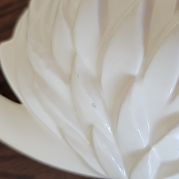 8" White Swans, S/2 - Picture 8 of 11